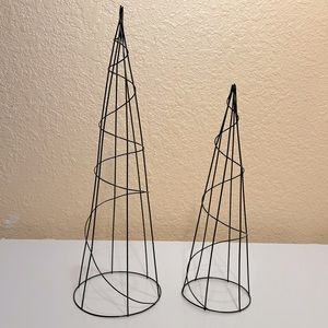 Cone wreath forms (14” & 12”) set